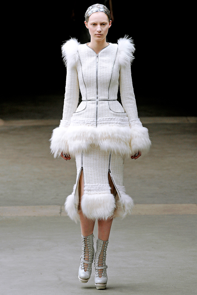 Alexander McQueen 2011秋冬成衣高清圖片