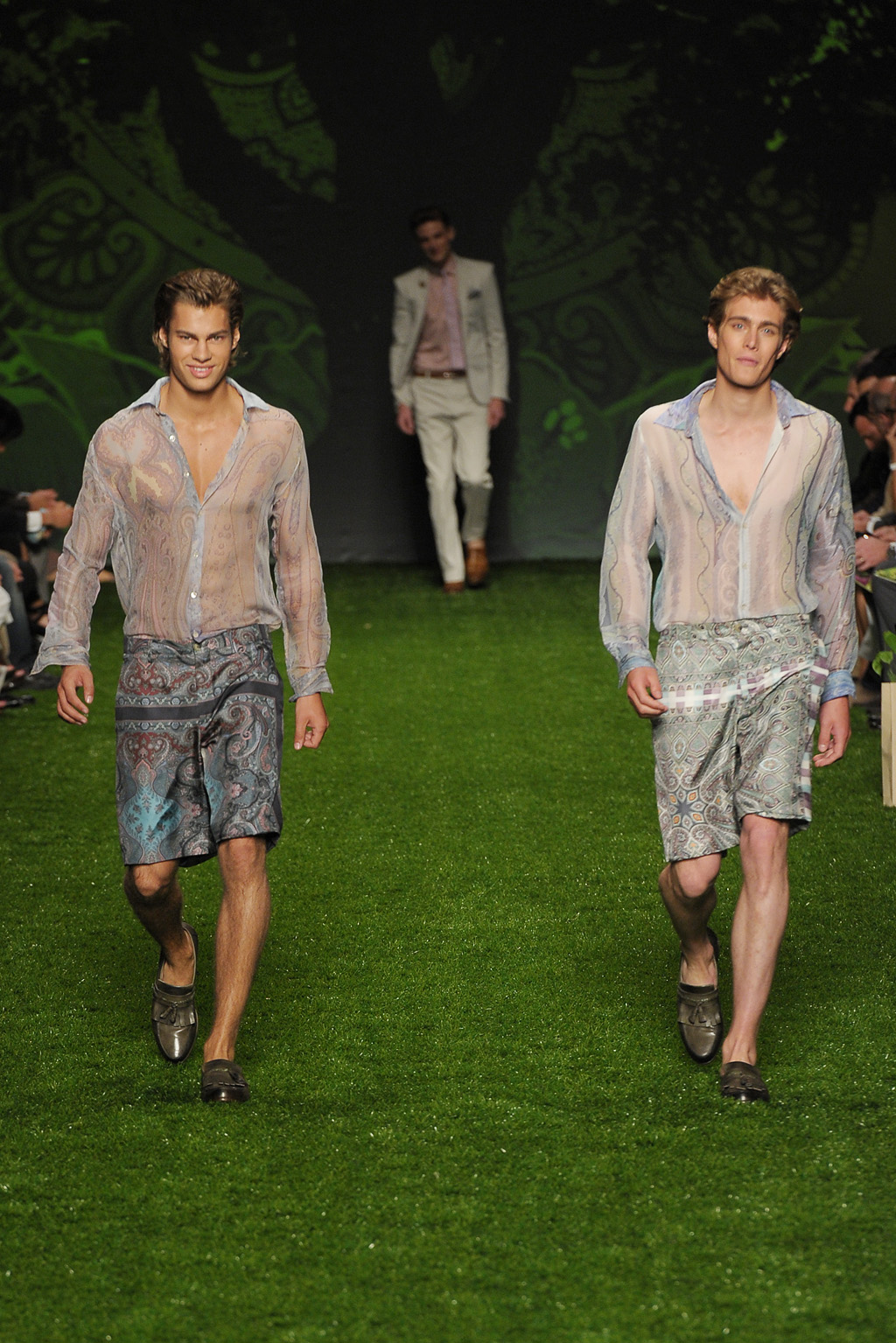 Etro 2011春夏男裝 秀場(chǎng)高清圖片